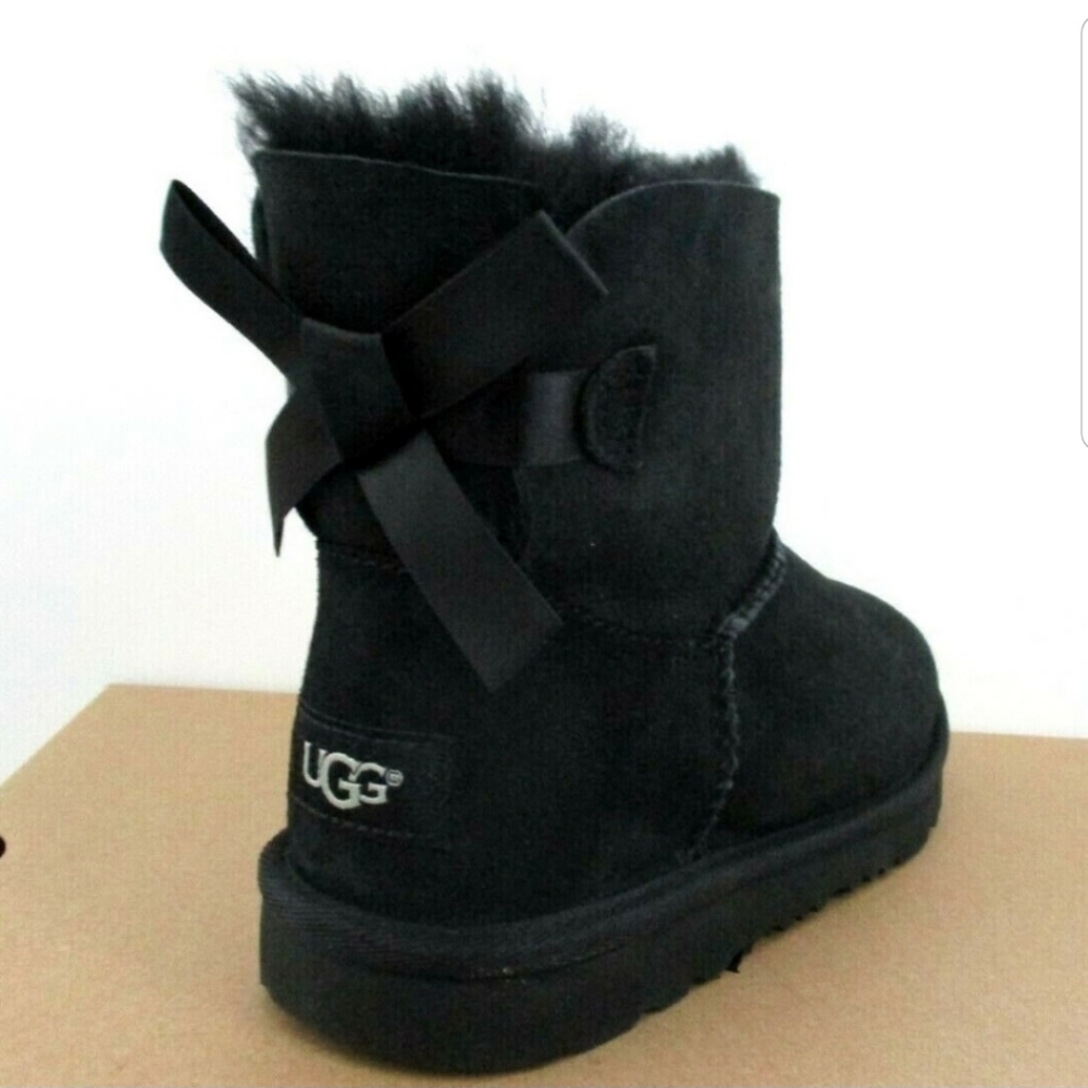 NWT UGG Boots Mini Baily Bow II Size 3 & 4 Avail - Picture 3 of 5